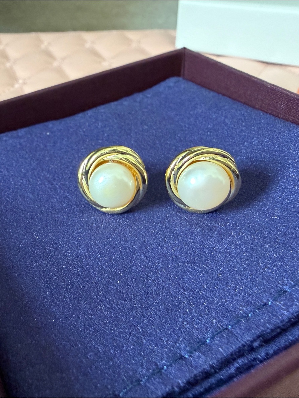 Adornia Classic Gold-Tone Pearl Stud Earrings - Elegant White Pearls